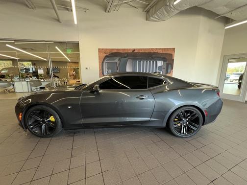 2017 Chevrolet Camaro 2LT