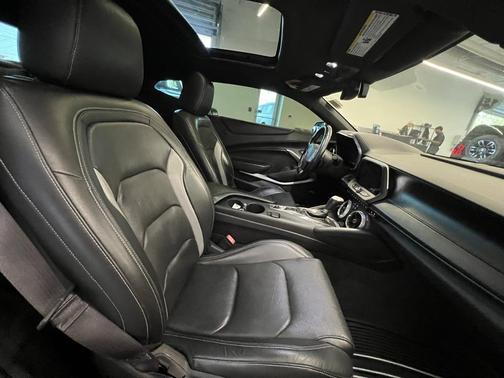 2017 Chevrolet Camaro 2LT