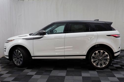 2026 Land Rover Range Rover Evoque Dynamic SE