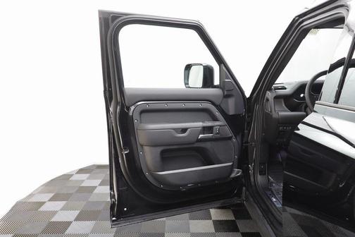 2026 Land Rover Defender S