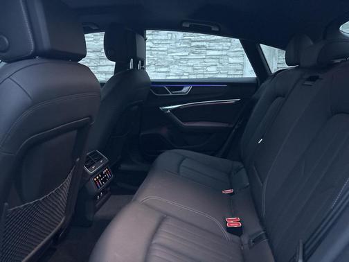 2023 Audi A7 Prestige 55 TFSI quattro S tronic