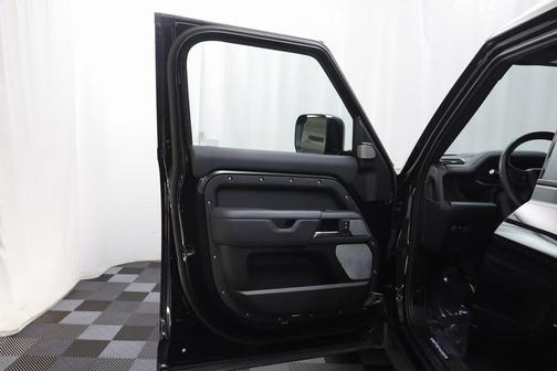 2023 Land Rover Defender 130 X