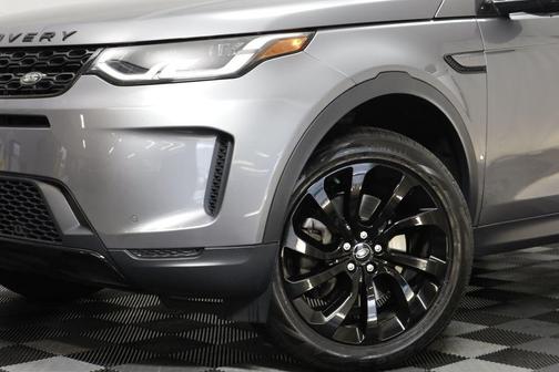 Eiger Grey Metallic 2020 Land Rover Discovery Sport SE