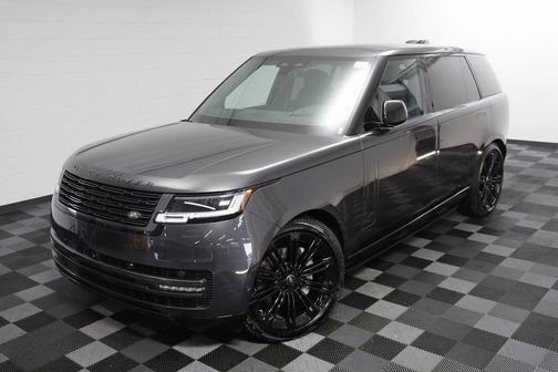 2025 Land Rover Range Rover SE
