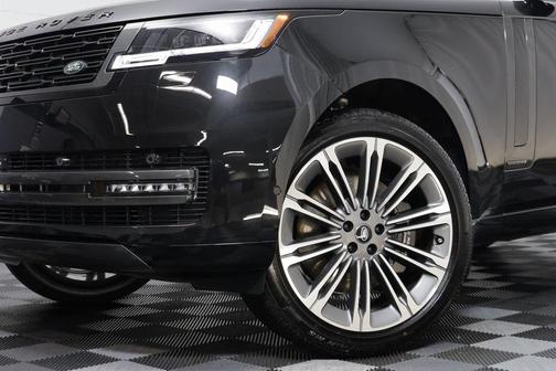 2025 Land Rover Range Rover P530 Autobiography