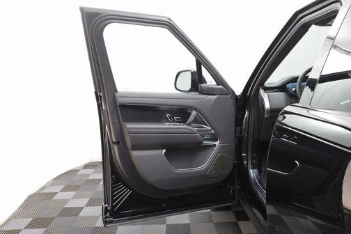 2025 Land Rover Range Rover P530 Autobiography