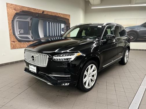 2017 Volvo XC90 T6 Inscription