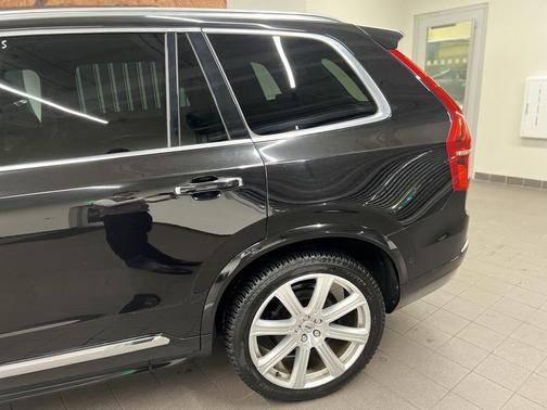 2017 Volvo XC90 T6 Inscription