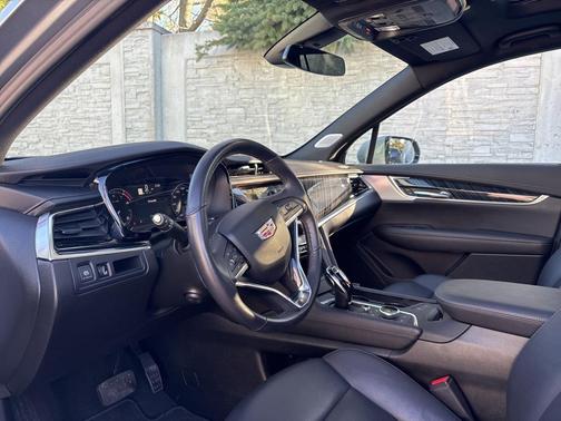 2025 Cadillac XT6 Premium Luxury AWD