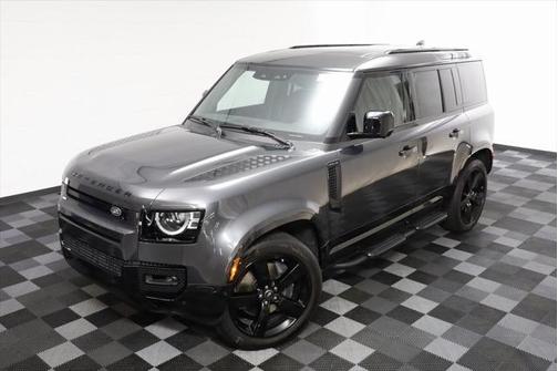2025 Land Rover Defender 110 P400 X-Dynamic SE