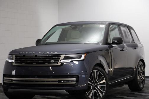 2025 Land Rover Range Rover P550e SE