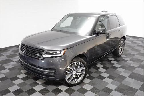 2025 Land Rover Range Rover SE