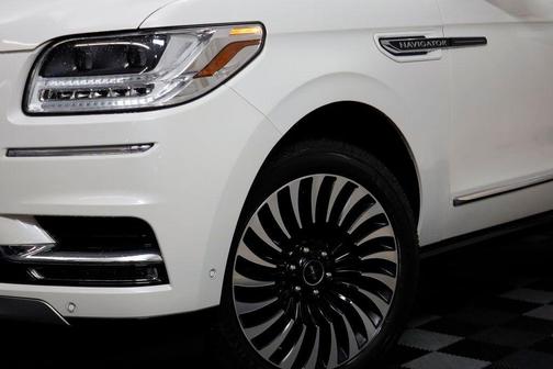 2020 Lincoln Navigator Black Label
