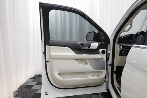 2020 Lincoln Navigator Black Label