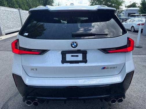 White Metallic 2025 BMW X1 M35i