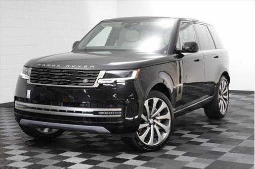 2025 Land Rover Range Rover P400 SE