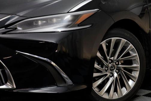 2022 Lexus ES 350 Ultra Luxury