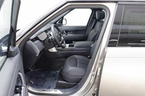 2025 Land Rover Range Rover P530 SE
