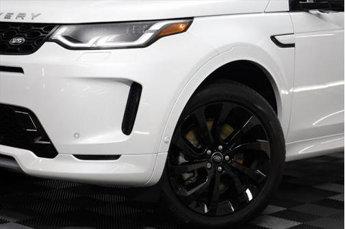 2024 Land Rover Discovery Sport Core S