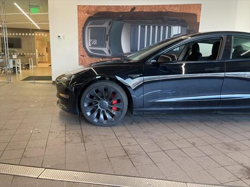 2023 Tesla Model 3 Performance