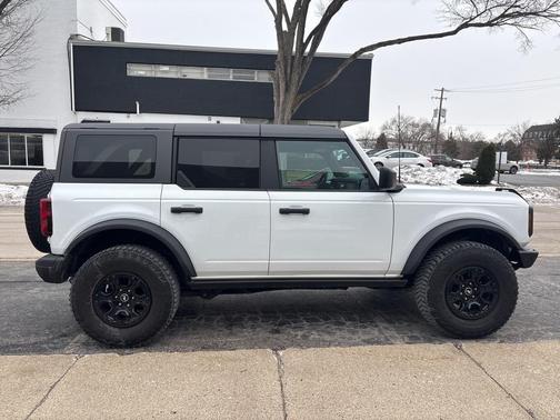 2022 Ford Bronco Black Diamond