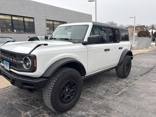 2022 Ford Bronco Black Diamond