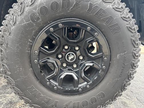 2022 Ford Bronco Black Diamond