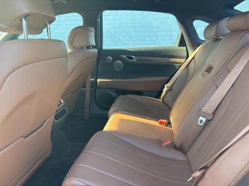 2024 Genesis Electrified G80 Advanced