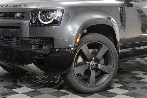 Santorini Black Metallic 2024 Land Rover Defender 130 P400 X-Dynamic SE