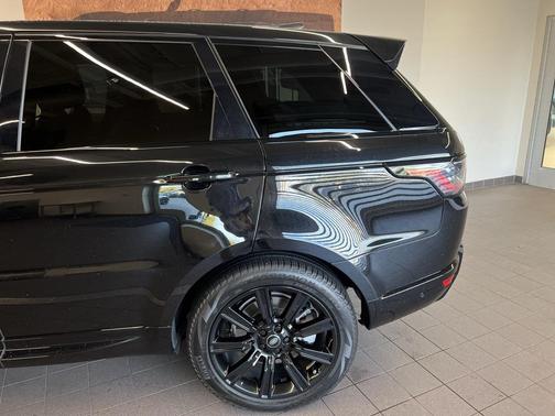 2022 Land Rover Range Rover Sport HSE Silver Edition