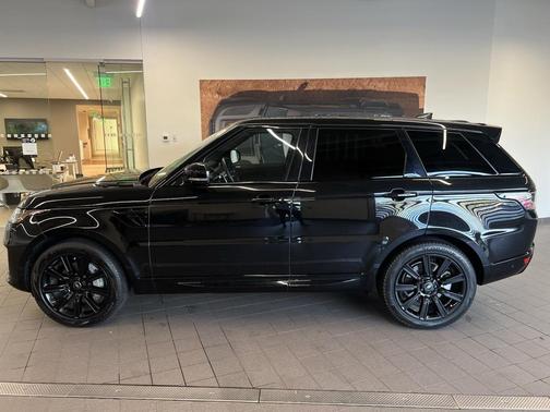 2022 Land Rover Range Rover Sport HSE Silver Edition