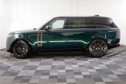 2026 Land Rover Range Rover P400 SE 7 Seat