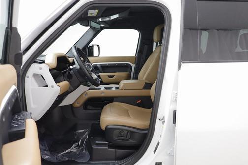 2025 Land Rover Defender 110 P400 X-Dynamic SE