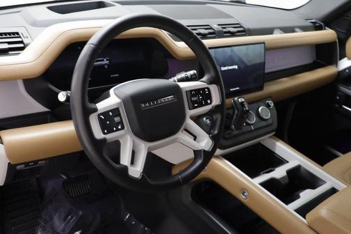 2025 Land Rover Defender 110 P400 X-Dynamic SE