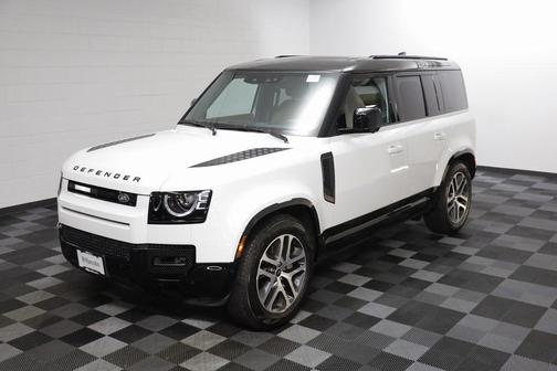 2025 Land Rover Defender 110 P400 X-Dynamic SE