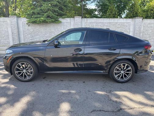 Blue Metallic 2024 BMW X6 xDrive40i