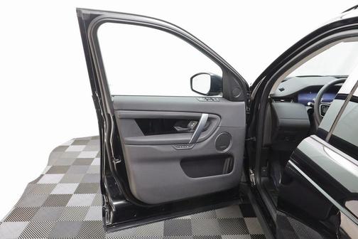 2025 Land Rover Discovery Sport S