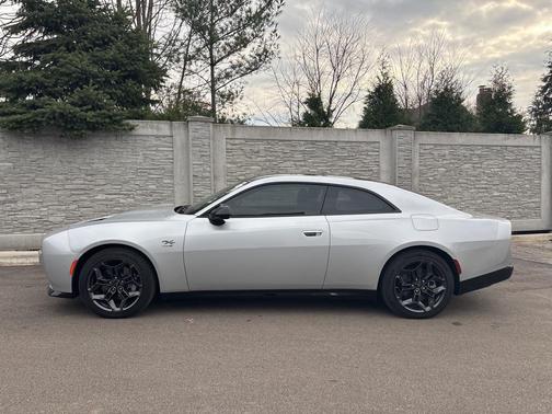 2025 Dodge Charger Daytona R/T