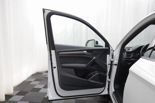 2025 Audi Q5 55 S line Premium Plus