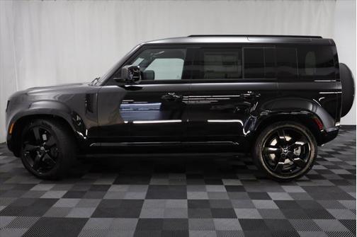 2025 Land Rover Defender X-Dynamic SE