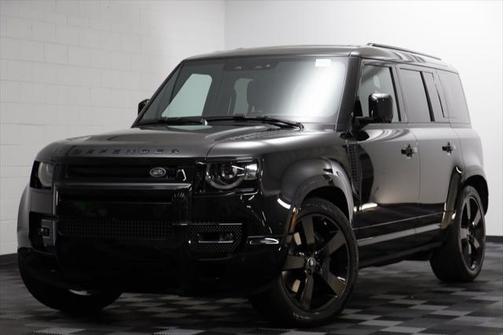 2025 Land Rover Defender X-Dynamic SE