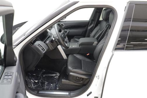 Fuji White 2025 Land Rover Discovery P300 S