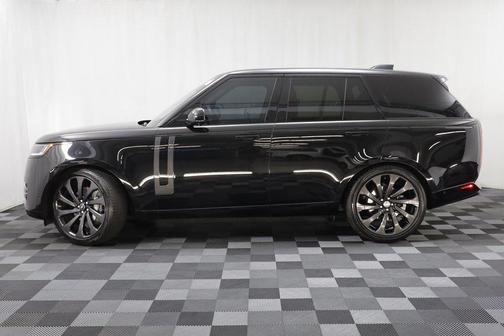 2023 Land Rover Range Rover P400 SE