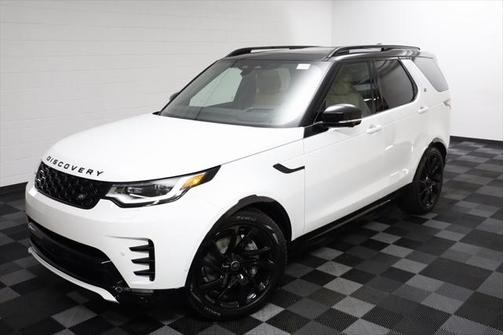 2025 Land Rover Discovery P300 Dynamic SE