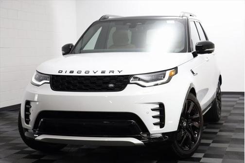2025 Land Rover Discovery P300 Dynamic SE