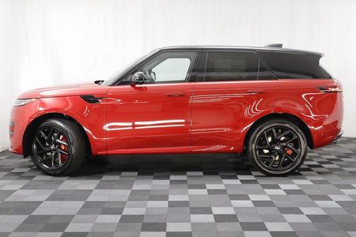 2025 Land Rover Range Rover Sport SE