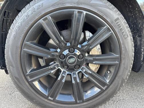 2021 Land Rover Range Rover Sport HSE Silver Edition