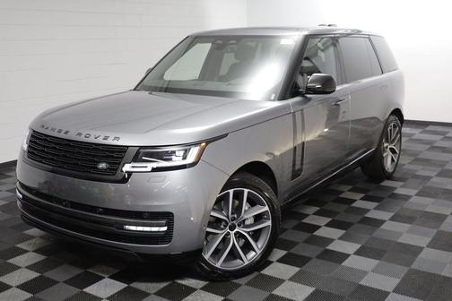Grey 2026 Land Rover Range Rover P400 SE 7 Seat