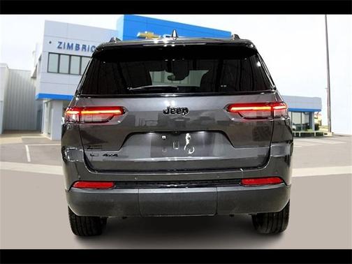 2021 Jeep Grand Cherokee L Laredo