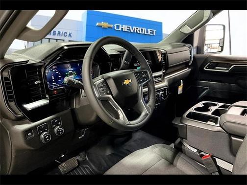 2025 Chevrolet Silverado 3500 LT